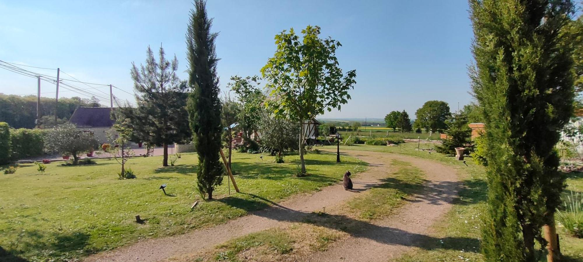 Les Lys Jolie Suite Parentale Privative Deux Adultes Avec Sdd Pertheville-Ners Экстерьер фото